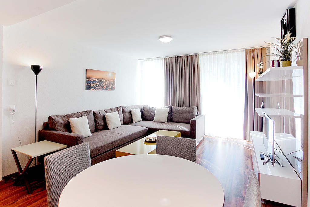Premium Apartments By Livingdowntown Zurich Exterior photo