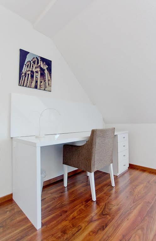 Premium Apartments By Livingdowntown Zurich Exterior photo